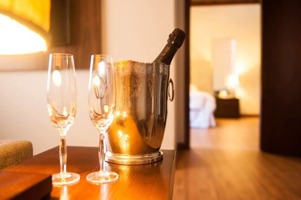 Timbo Park Hotel Eksteriør billede